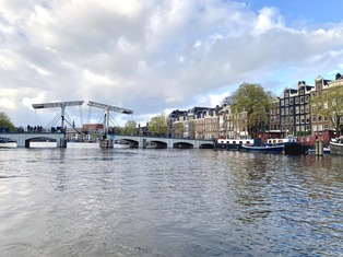 Amsterdam-Binnenamstel-am-Abend