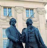 Denkmal-Goethe-und-Schiller