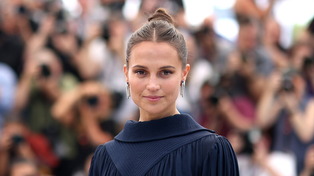 Die schwedische Oscarpreisträgerin Alicia Vikander wird am ZFF mit einem Goldenen Auge geehrt